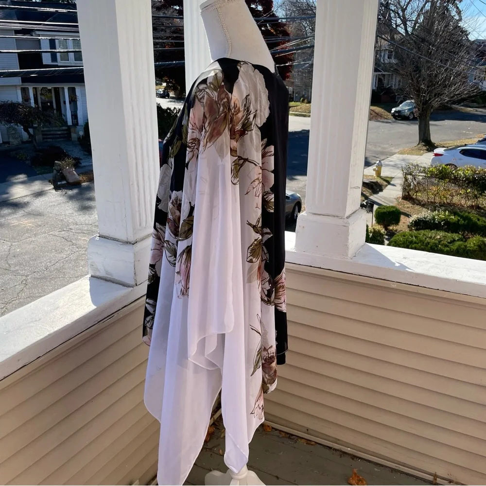 Joseph Ribkoff Cape Sleeve Floral Top Size 22 - Picture 9 of 13